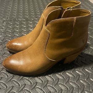 FRYE Ankle Bootie 7200087 Brown 8.5